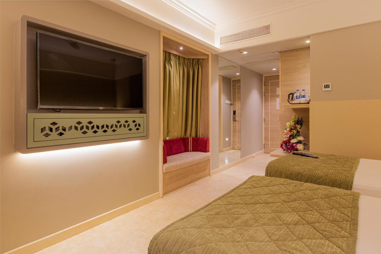 The Paradise By Tunga Mumbai Exterior foto