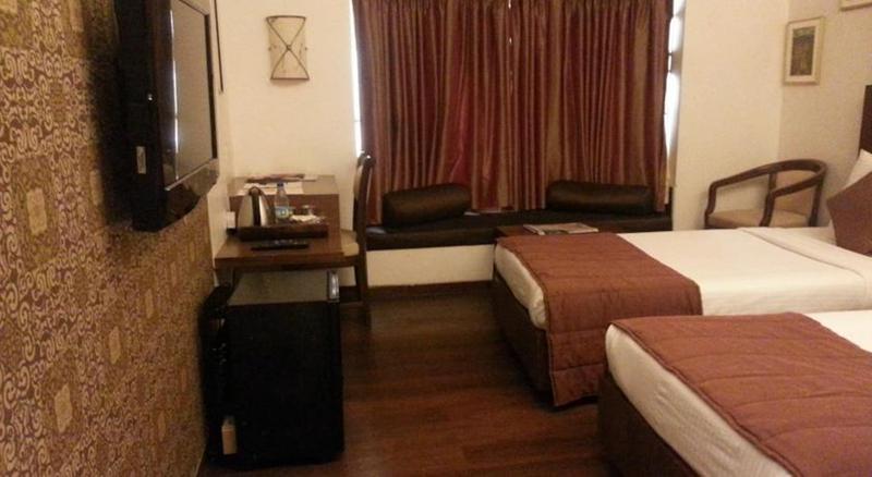 The Paradise By Tunga Mumbai Exterior foto